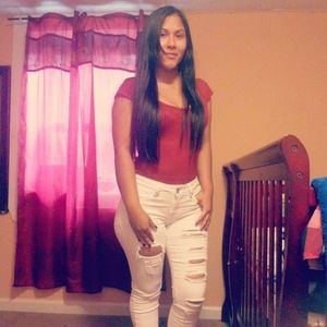 Meet your Posher, Sary